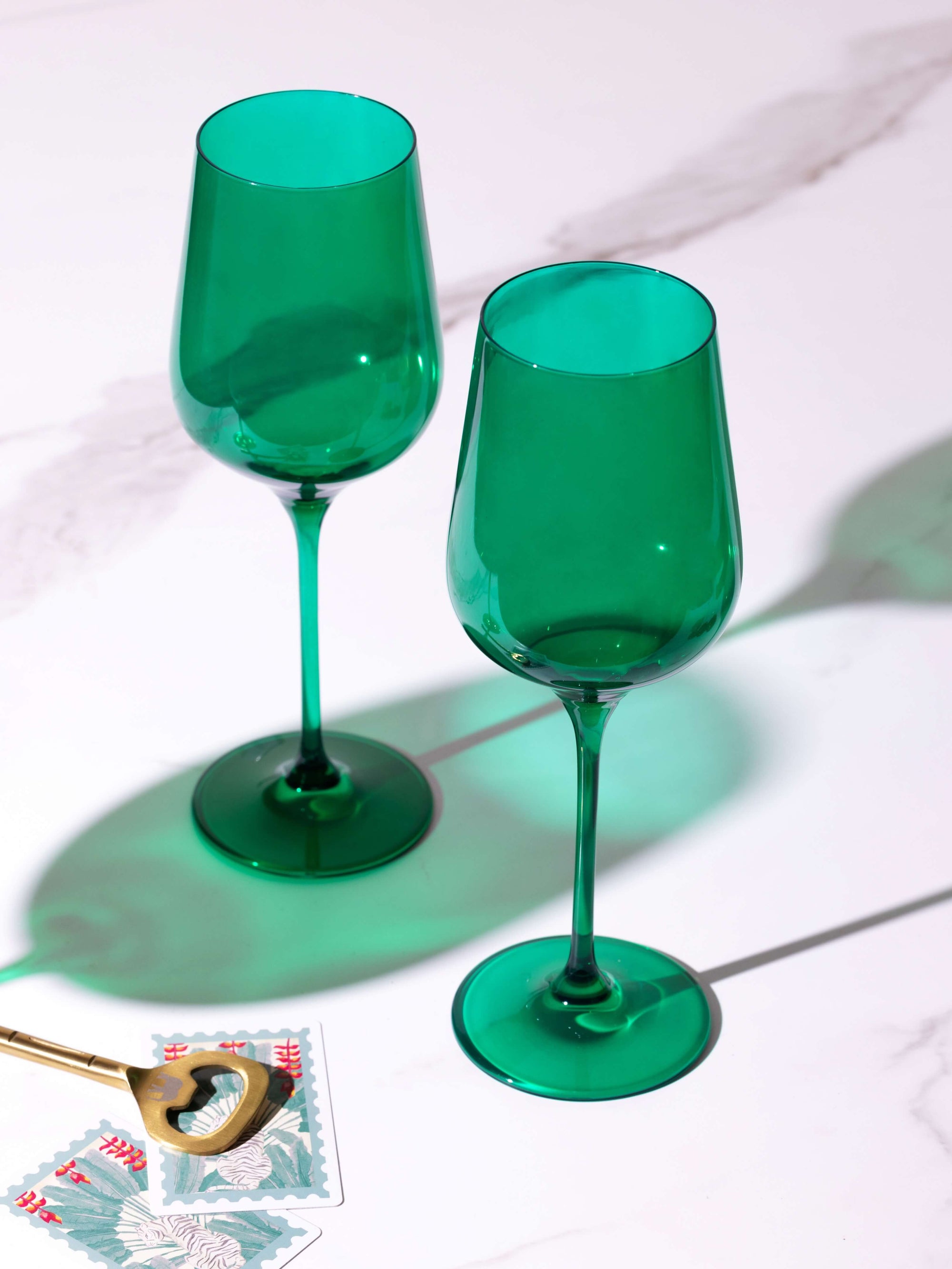 Shop Elegant Emerald Green Wine Glasses – Quality Guaranteed