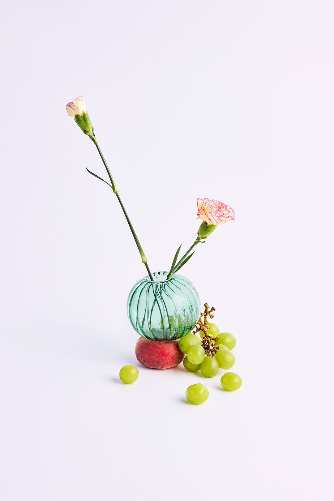 Durable pastel BloomLight for breakfast tray setting